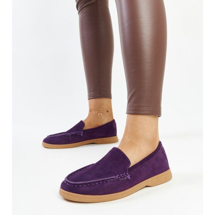 Violetiniai zomšiniai pusbačiai Rumay