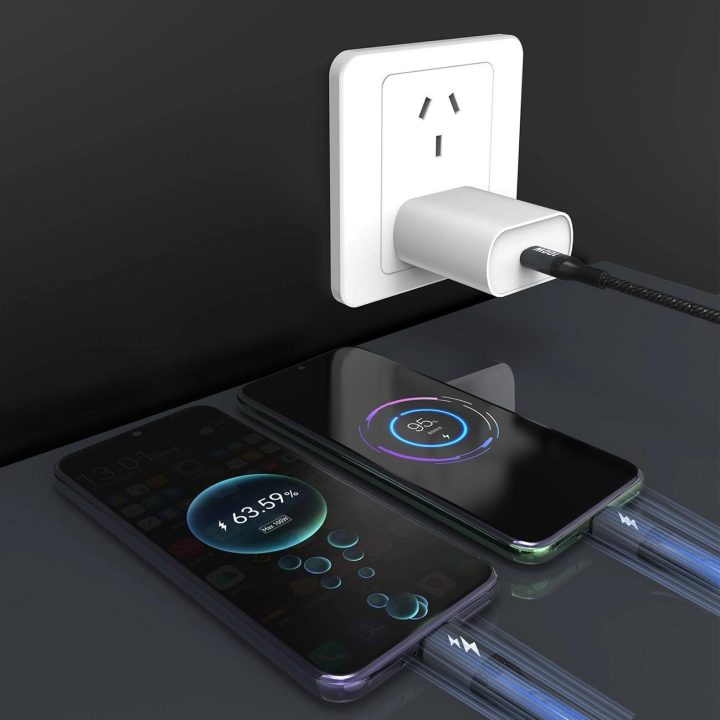 2in1“ kabelis 100 W, 1,2 m 2 x USB-C – juodas