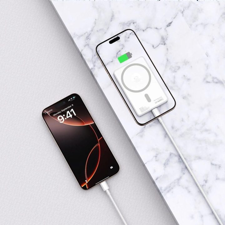 Powerbank“ MagSafe 5000 mAh - sidabrinis