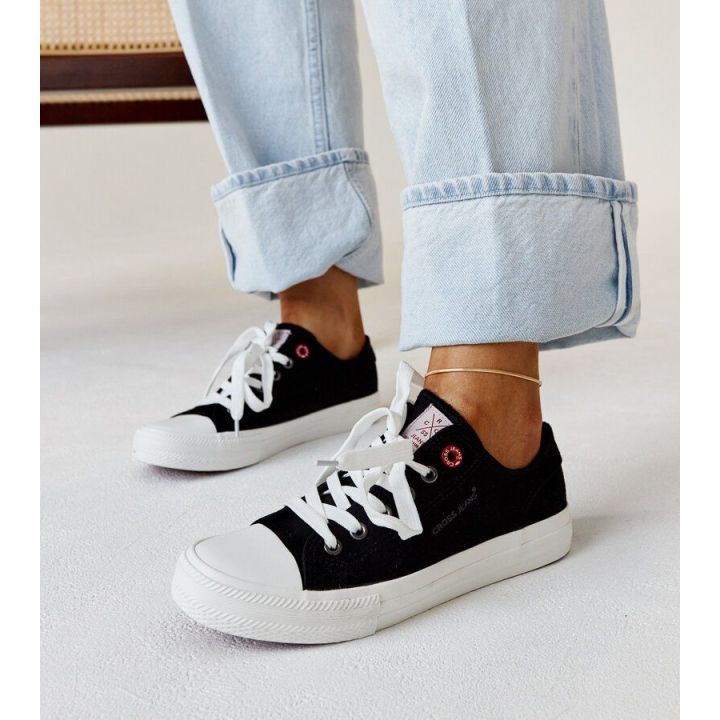 Juodos spalvos sportiniai bateliai CROSS JEANS