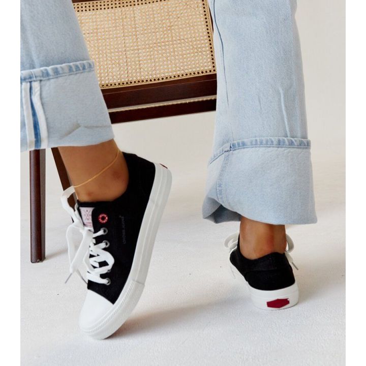 Juodos spalvos sportiniai bateliai CROSS JEANS