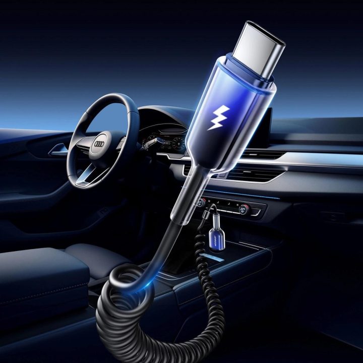 USB C 1,5 m ilgio USB 3A spiralinis laidas – juodas