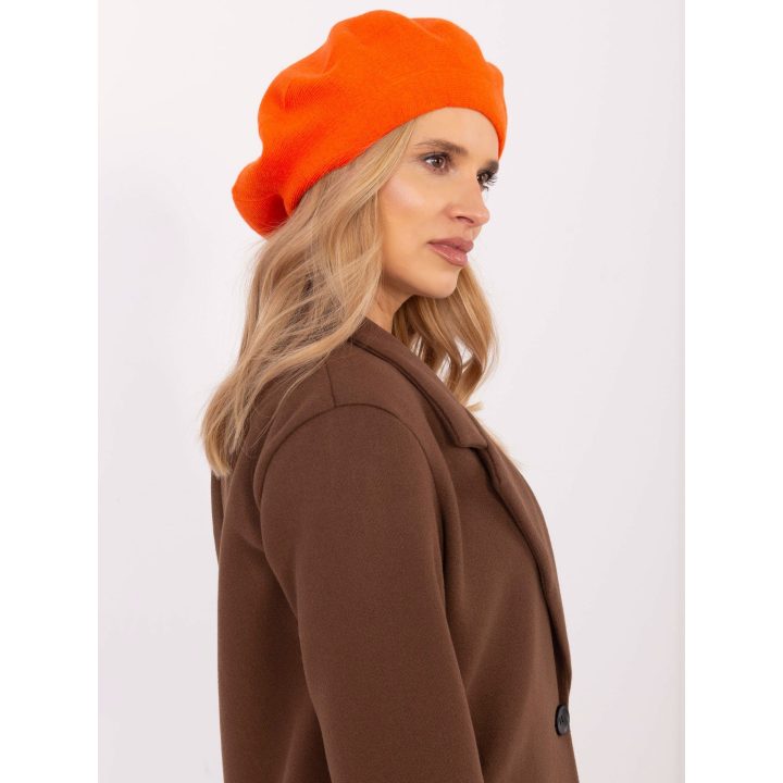 Oranžinė kepurė