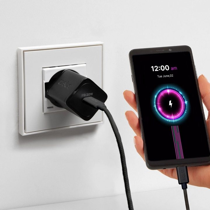 Tekstilinė USB C jungtimi, 1,5 m, 60 W, juoda