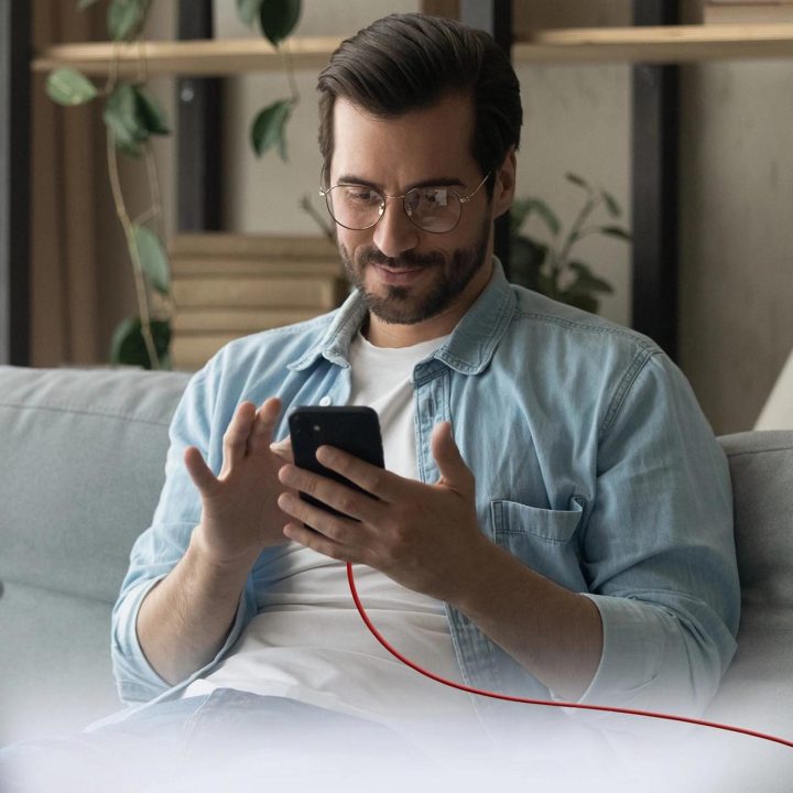 USB C audinio laidas su kabelio spaustuku, 1,5 m raudonos spalvos