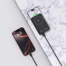 PB24 LifeMag QI2 MagSafe 10 000 mAh Powerbankas - juodas