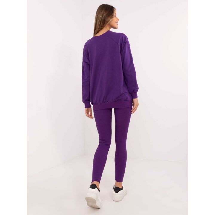 Tamsiai violetinis komplektas