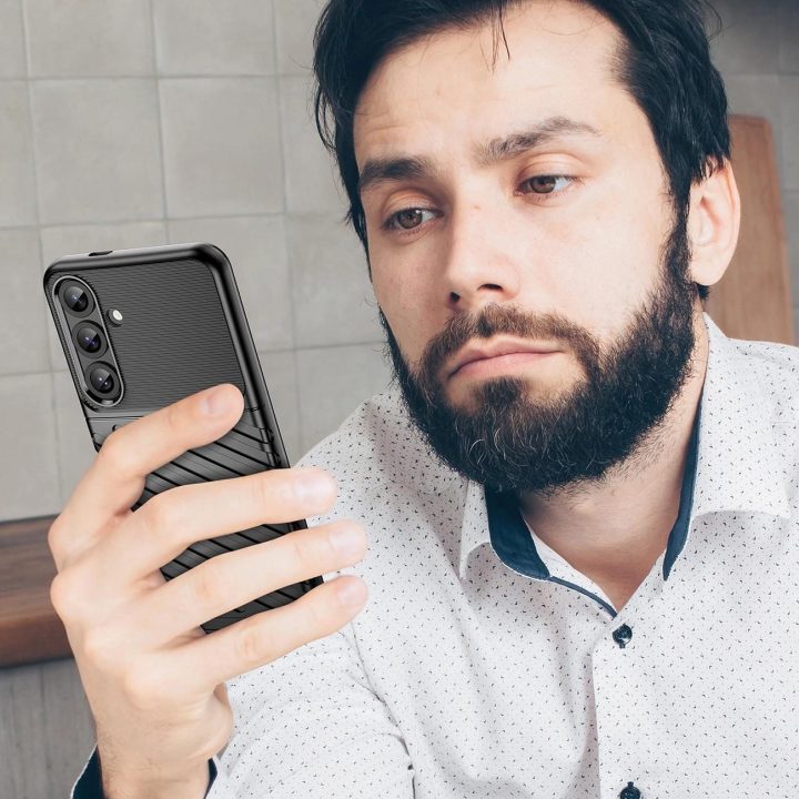 Samsung Galaxy S25+“ – silikoninis apsauginis dėklas – juodas