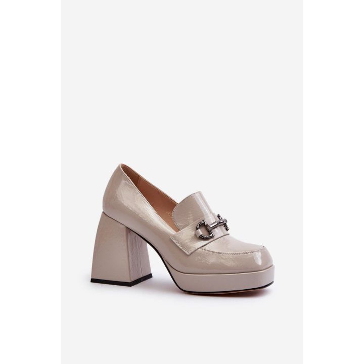 Pilkos lakuotos odos moteriški bateliai D&A MR38-906