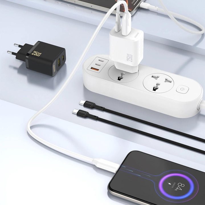 25W GaN įkroviklis (USB-A, USB-C) – juodas