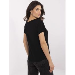 Juoda moteriška palaidinė elegantiškam įvaizdžiui