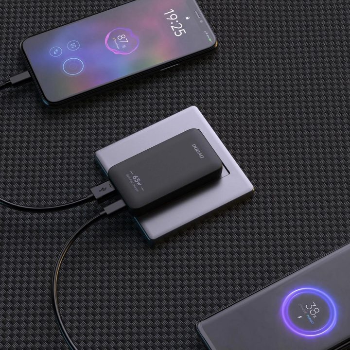 Itin plonas 65W GaN kelioninis įkroviklis (USB-C / USB-A) – juodas