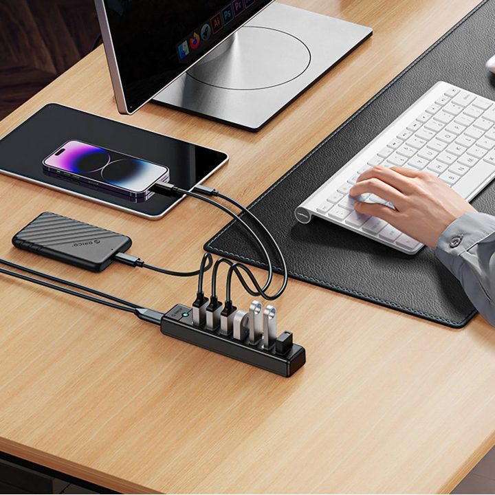 USB šakotuvas 7 lizdų (USB-A 3.0, USB-C), juodas