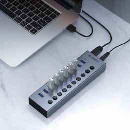 USB šakotuvas 16 lizdų, USB-A 3.0, su jungikliais, pilkas