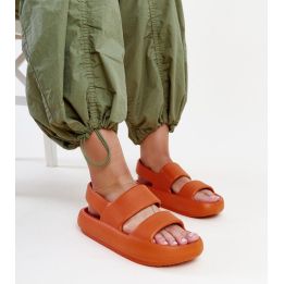 Oranžiniai Attiana sandalai