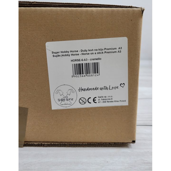 Medinis hobis arkliukas – cremello spalva