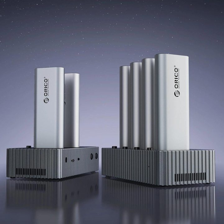 Išorinis 4 diskų dokas su M.2 NVMe klonavimo funkcija – pilkas