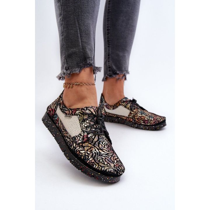 Raštuotos moteriškos loafer tipo basutės Maciejka 06347-01, juodos spalvos