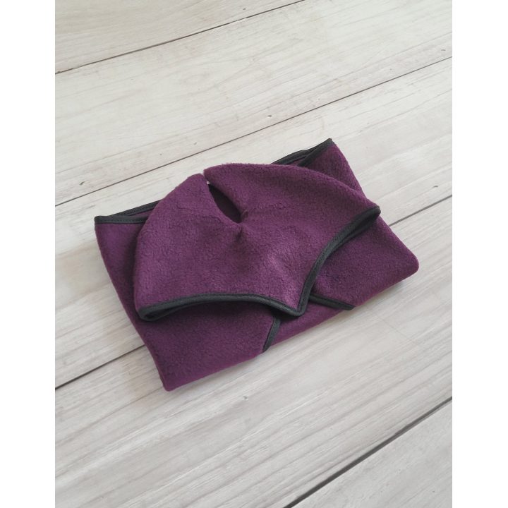 Hobby Horse rinkinys: violetinis pledas ir ausinukai