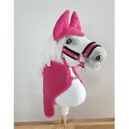 Rinkinys hobby horse : tamsiai rožinis pledas ir ausinukai