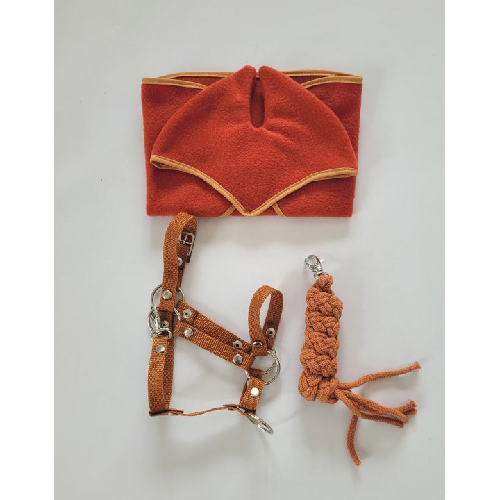hobby horse: vilnonis apklotas ir ausinukai, rusvi