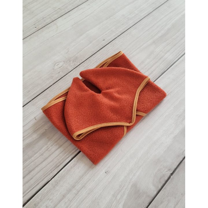 hobby horse: vilnonis apklotas ir ausinukai, rusvi