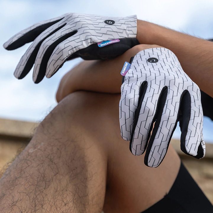 Sportinės pirštinės pavasariui–vasarai baltos ir juodos XL