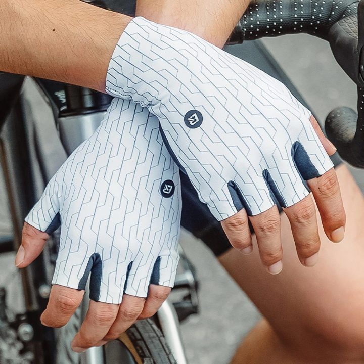 Dviračių pirštinės juodos ir baltos spalvos, dydis S
