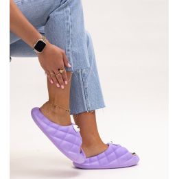 Violetinės šlepetės