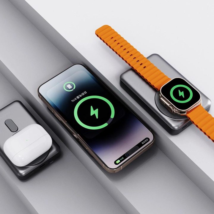 Pilkas 10000 mAh MagSafe išorinis akumuliatorius su stovu