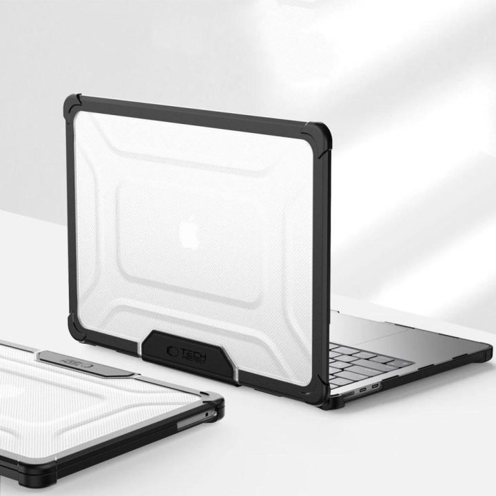 Permatomas ir juodas apsauginis dėklas MacBook Air 13 2023–2025