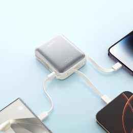 Išorinė baterija su USB-C ir Lightning laidais, balta, 10000 mAh