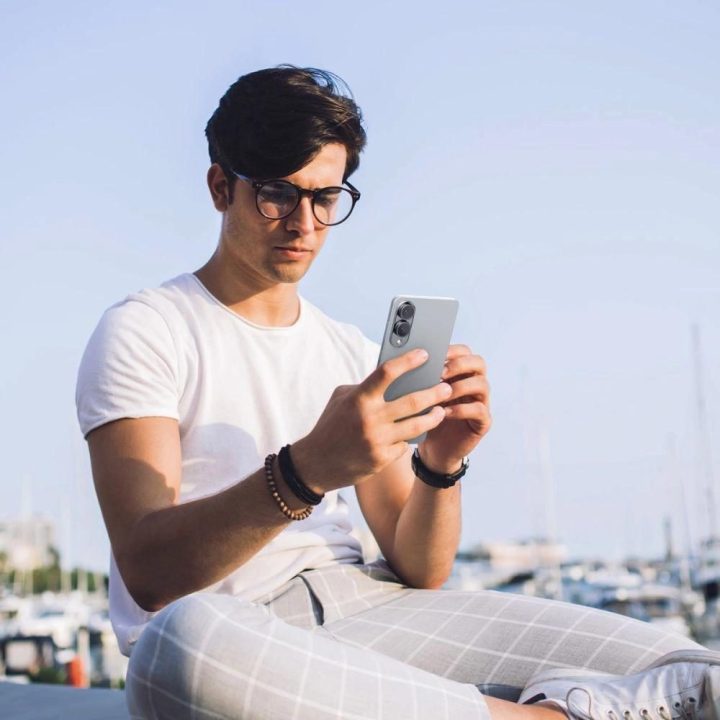 Juodas kameros stikliukas Samsung Galaxy S25 Edge telefonui Spigen (2 vnt.)