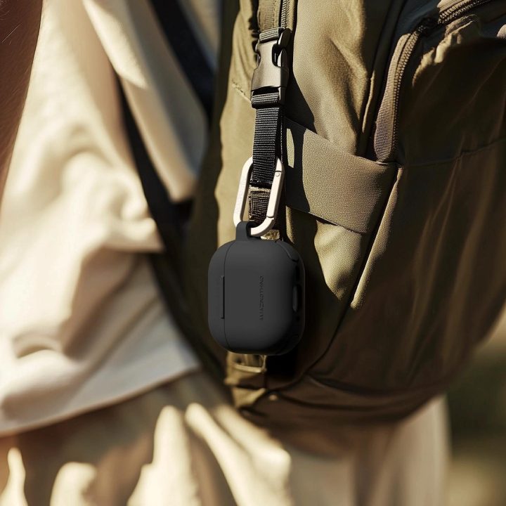 Apsauginis juodas dėklas AirPods 4 ausinėms iš silikono AmazingThing