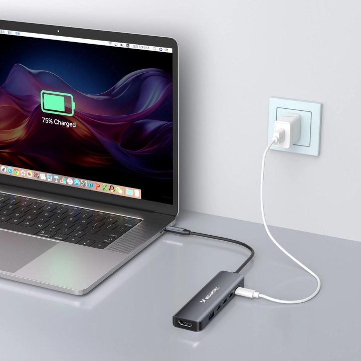 USB-C šakotuvas pilkas aliuminis 6 jungčių su laidu 25 cm