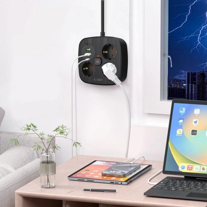 Maitinimo juosta su 3 lizdais, USB-A ir USB-C, 2 m, juoda,