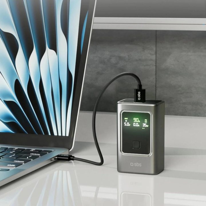 Išorinė baterija pilka su LCD ekranu 10000mAh 35W SBS