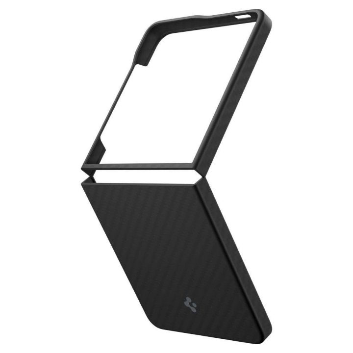 Dėklas telefonui juodas aramidinis Samsung Galaxy Z Flip 7 Spigen