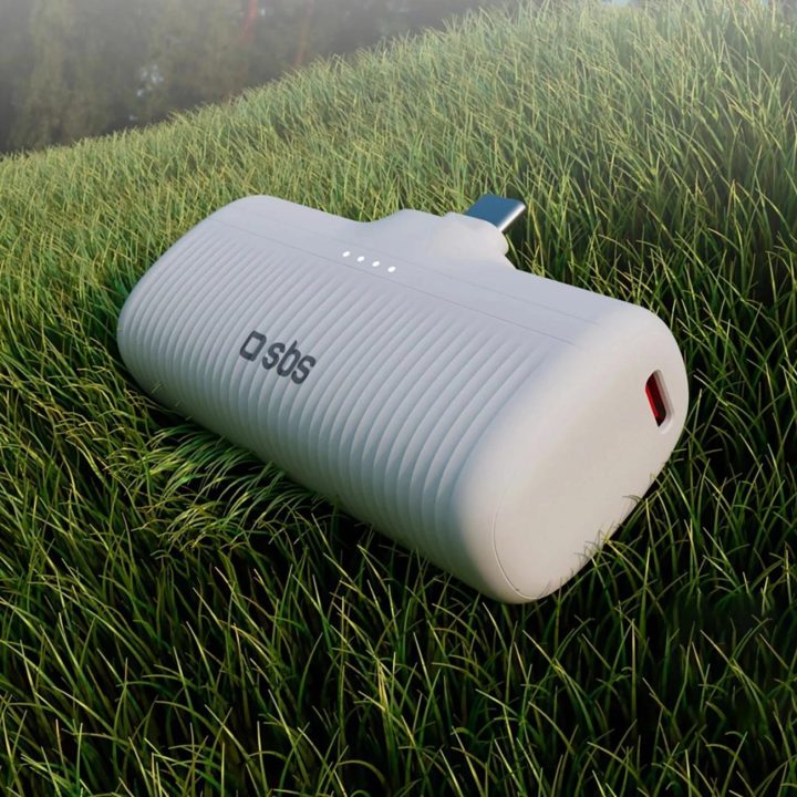 Išorinė baterija balta su USB-C jungtimi 5000 mAh 10W SBS