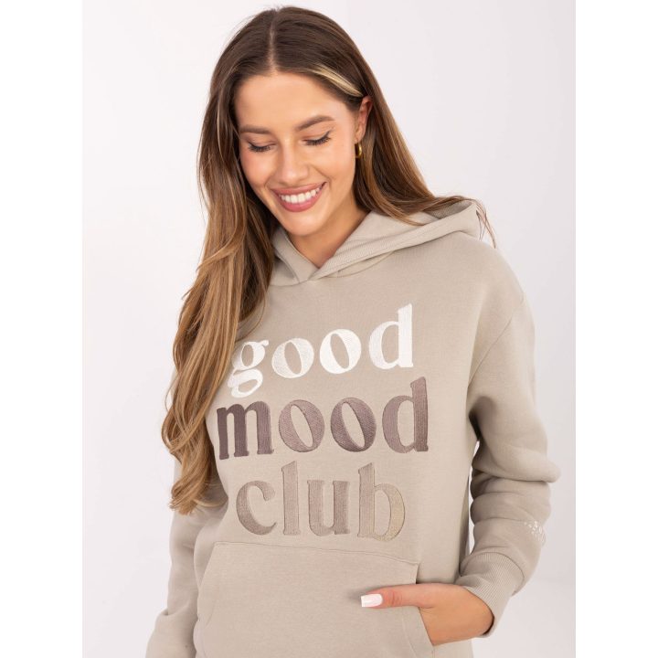 Džemperis su gobtuvu smėlio spalvos su užrašu kasdienai Good Mood Club
