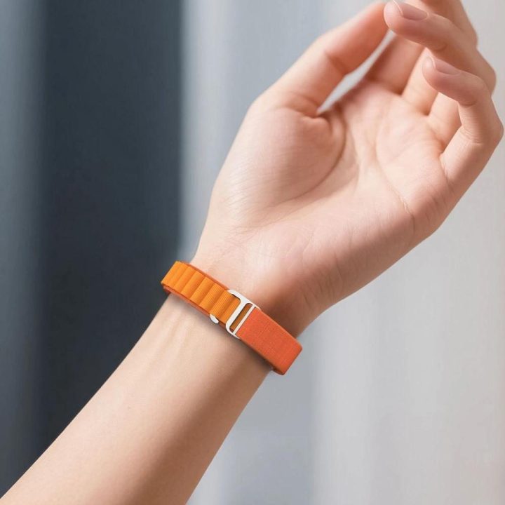 Dirželis oranžinis nailoninis Xiaomi apyrankei Smart Band 8/9/10 –