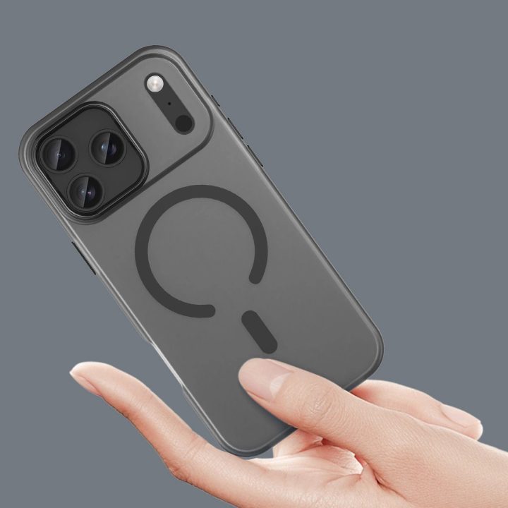 Dėklas juodas matinio paviršiaus su MagSafe iPhone 17 Pro Magnetic Abrasive
