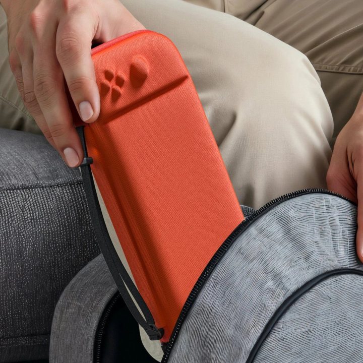 Dėklas konsolėms raudonas kietu korpusu su rankena AmazingThing