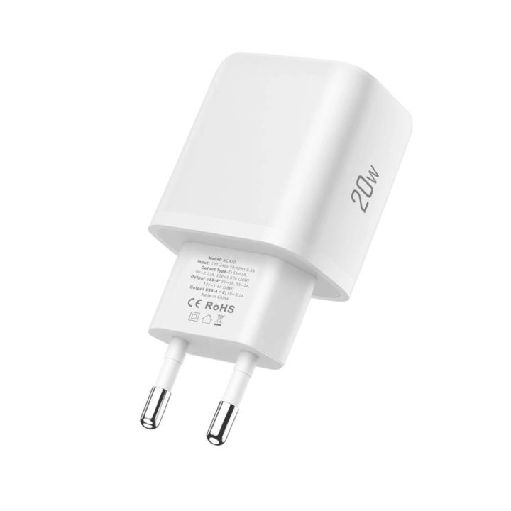 Sieninis įkroviklis baltas su USB-A / USB-C greitu įkrovimu 20W