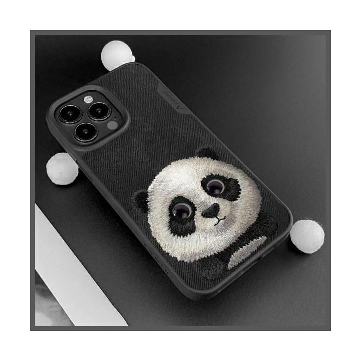 Dėklas telefonui juodas su siuvinėta panda iPhone 15 Pro Nimmy