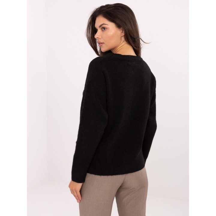 Megztinis juodas šiltas kasdienai iš PM