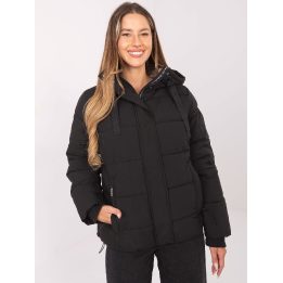 Striukė moteriška juoda pašiltinta Vero Moda