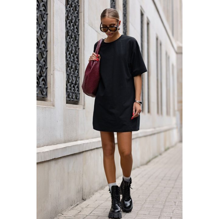 Suknelė moteriška juoda oversized marškinėlių stiliaus SELLA