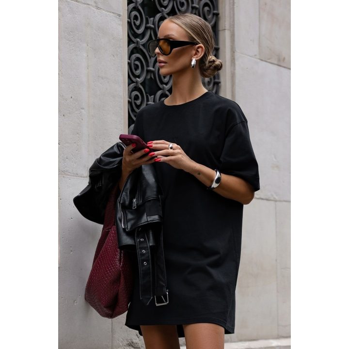 Suknelė moteriška juoda oversized marškinėlių stiliaus SELLA