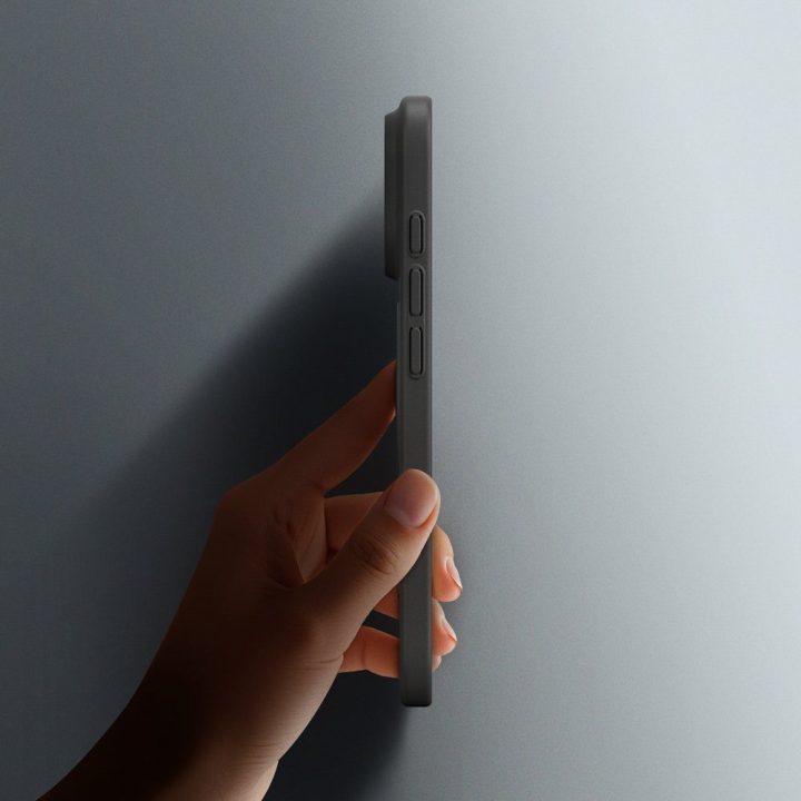 Telefono dėklas iPhone 17 Pro Max juodas MagSafe AmazingThing